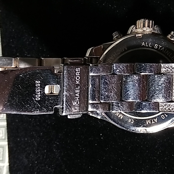 MICHAEL KORS CAMILLE CRYSTAL WATCH - Picture 2 of 4